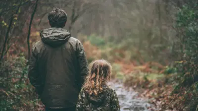 How to Handle Parental Guilt in the Age of Comparison