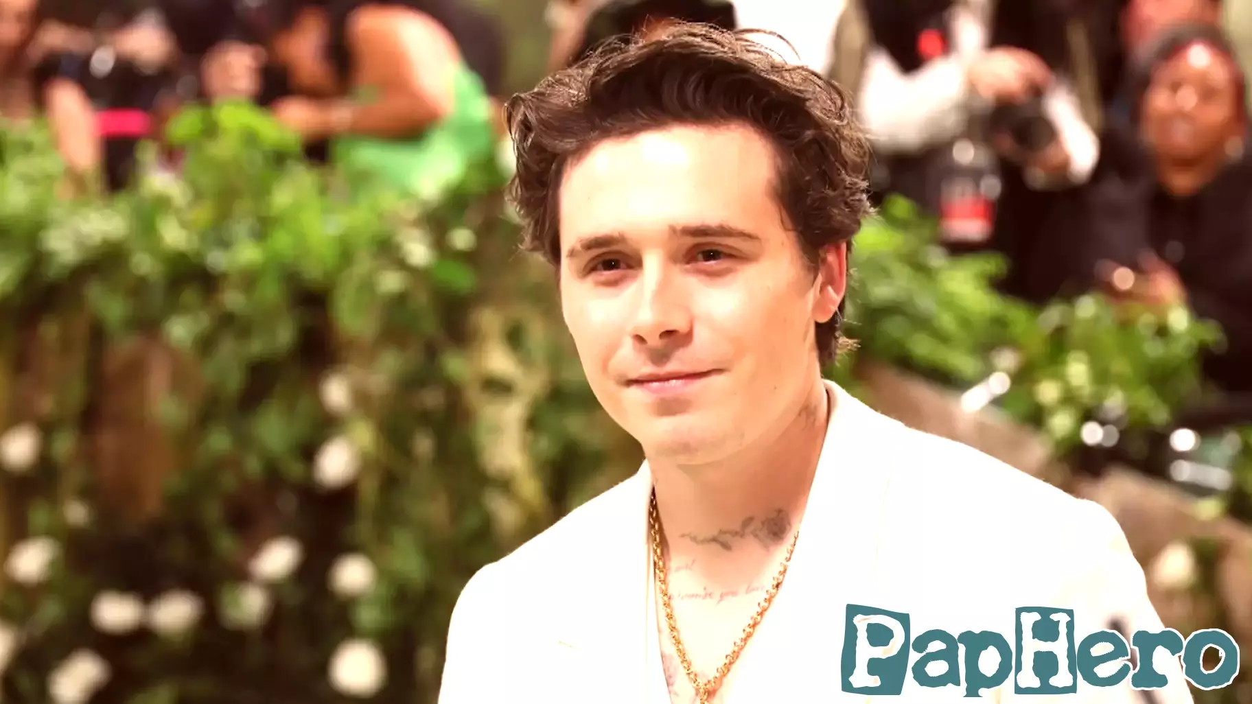 Navigating Family Estrangements: Expert Insights Amid Public Feuds