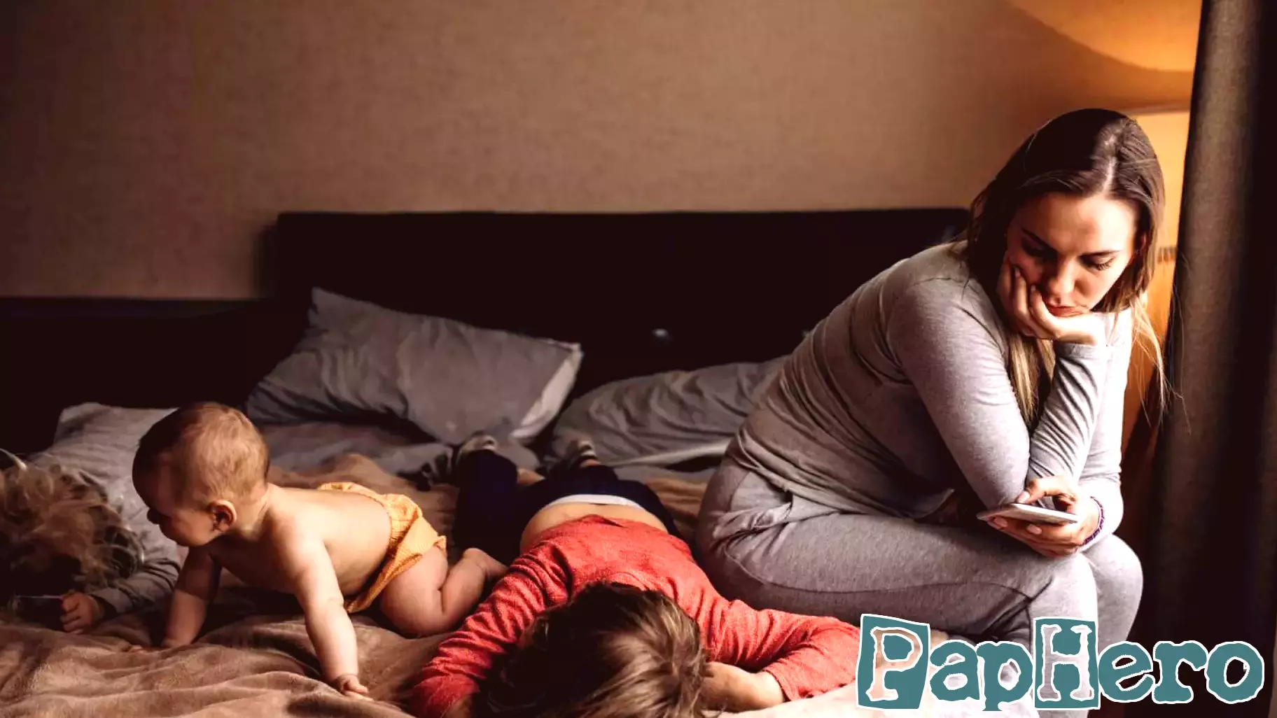 What Is ‘Quiet Cracking’? Why So Many Parents Feel Overwhelmed Right Now